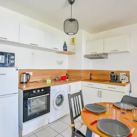Appart 1 Ch Balcon Proche Saint-charles Et Metro *