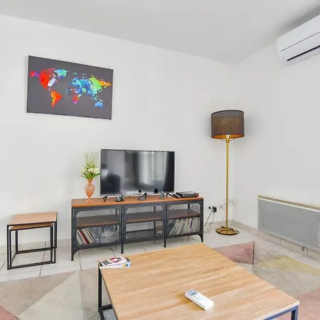 Appart 1 Ch Balcon Proche Saint-charles Et Metro * Marseilles